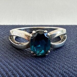 London Blue Topaz Ring, Sterling Silver Split Shank 925 CV Marked Band, Oval 8mm